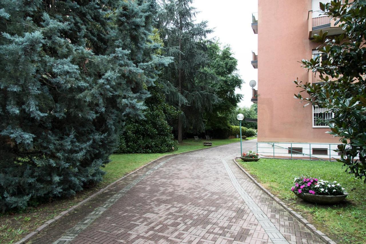 Youhosty - Delle Genziane 7 Milão Exterior foto